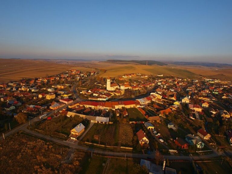 obec-vrbov